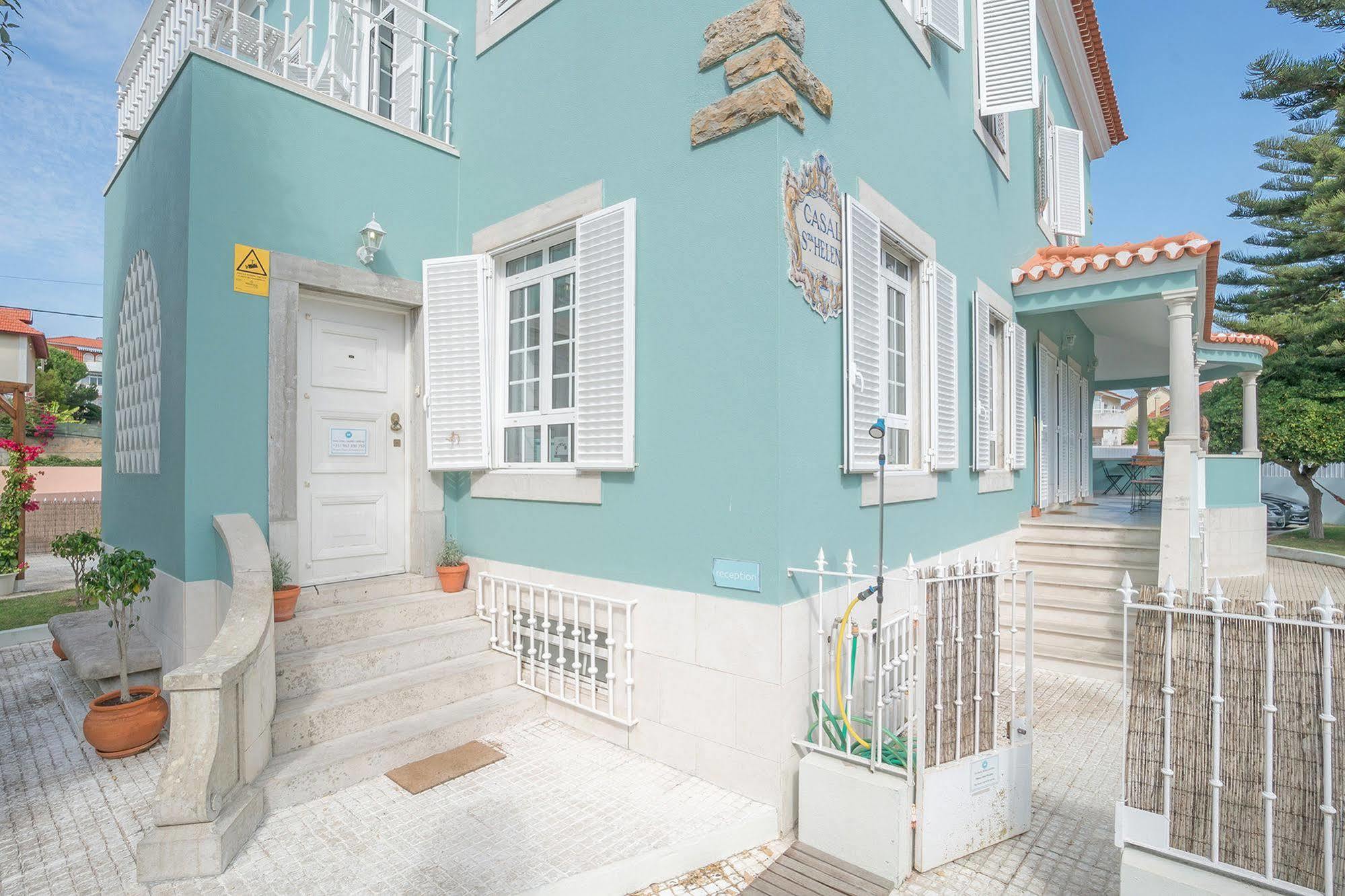 Blue Boutique Hostel & Suites Ещорил Екстериор снимка