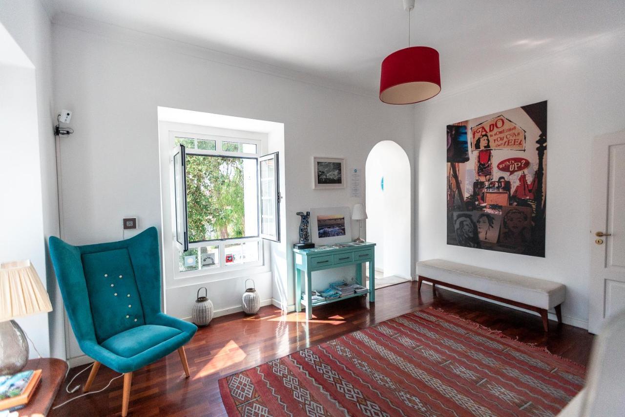 Blue Boutique Hostel & Suites Ещорил Екстериор снимка